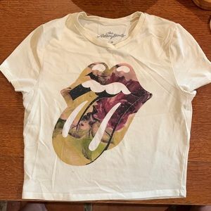 Rolling Stones cropped t-shirt. Size M.
